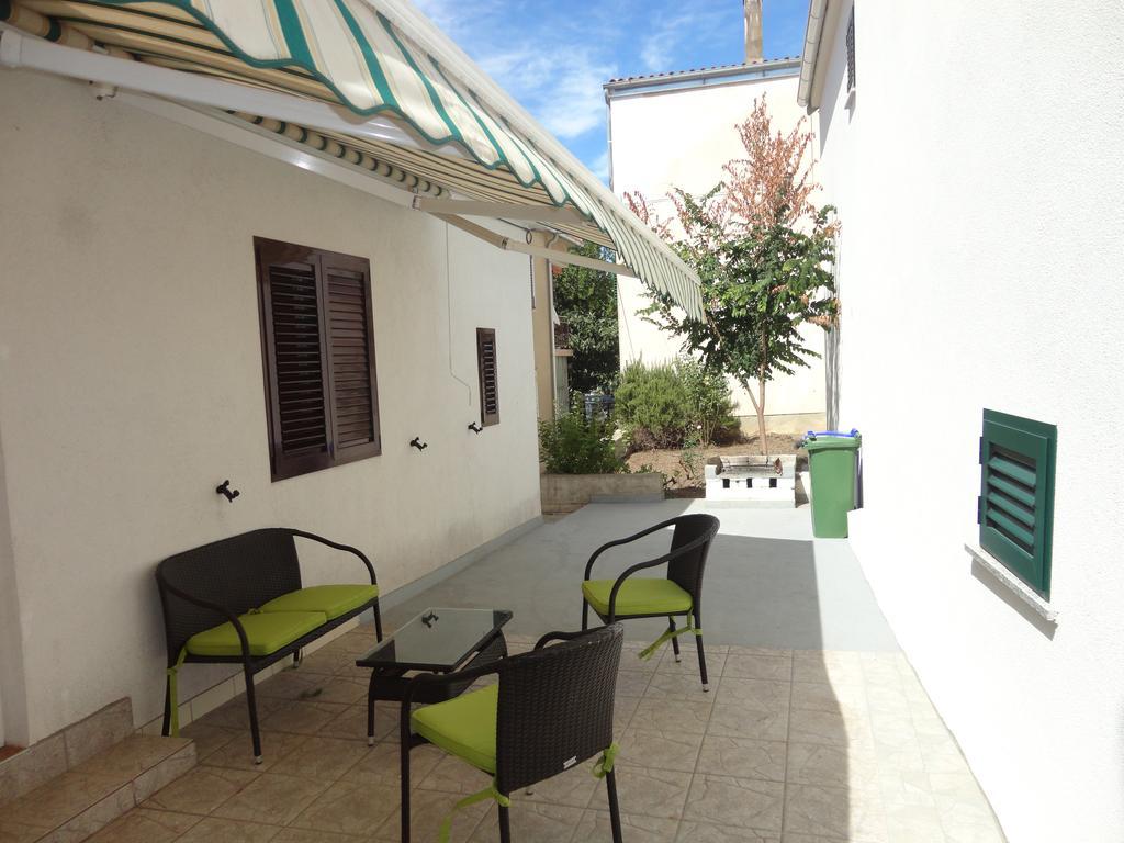 Apartment Ivana Biograd Na Moru Luaran gambar